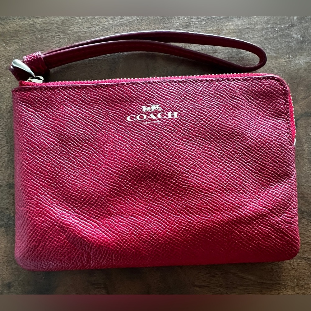Coach Corner Zip Wristlet